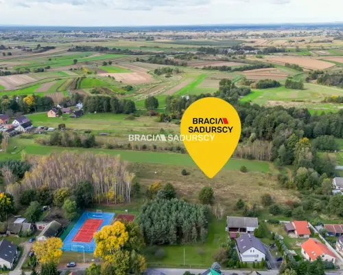 działkę budowlaną w Bratucicach
