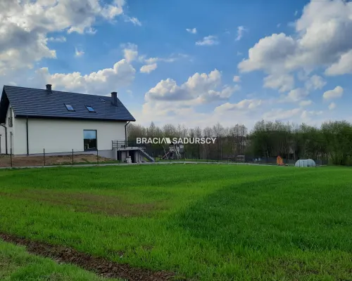 na sprzedaż działkę o powierzchni 2900 m2