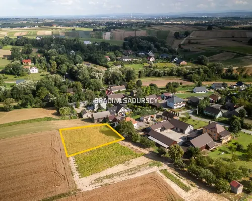 Zdzięsławice, gmina Michałowice. Działka 15 arów