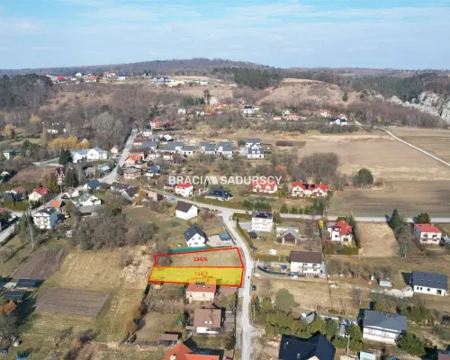 Działka z widokiem na "Bramę Bolechowicką"