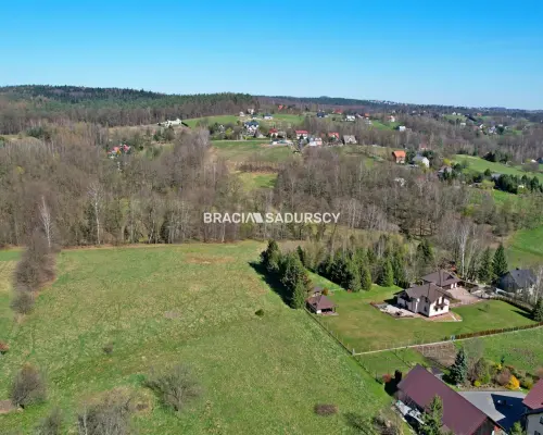 Widokowa działka budowlana w Głogoczowie