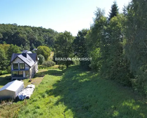 Działka budowlana w Balicach, gm. Zabierzów o pow. 28 arów      Oferujemy na sprzedaż atrakcyjnie położoną  dzi