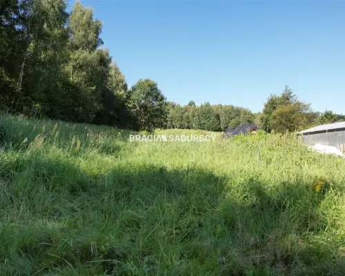 Działka budowlana w Balicach, gm. Zabierzów o pow. 28 arów      Oferujemy na sprzedaż atrakcyjnie położoną  dzi