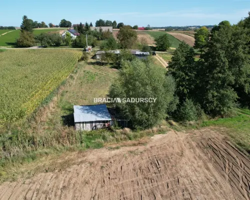 Gunów - Wilków działka o pow. 0,77 ha!  Działka o powierzchni 0,77 ha   położona w miejscowości Gunów-Wi