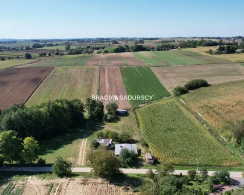 Gunów - Wilków działka o pow. 0,77 ha!  Działka o powierzchni 0,77 ha   położona w miejscowości Gunów-Wi