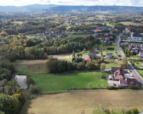 Działka budowlana w Zawadzie gm. Myślenice. Oferujemy do sprzedaży atrakcyjne, widokowe działki budowlane o powierzchni 700 m2