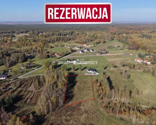 Działka budowlana o powierzchni  44 arów  położona w  Buczkowie, gmina Rzezawa, powiat bocheński  - idealna enklawa do b