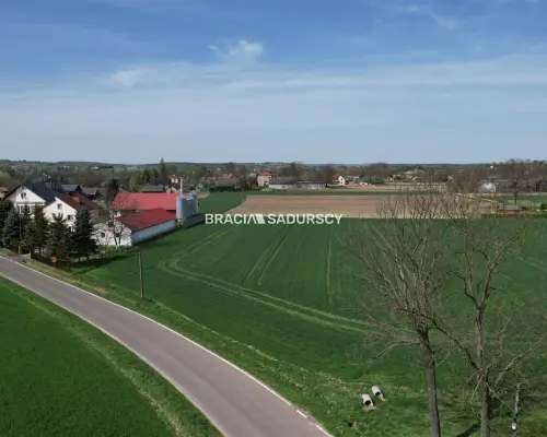 Działka budowlano-usługowa Wezerów, Słomniki