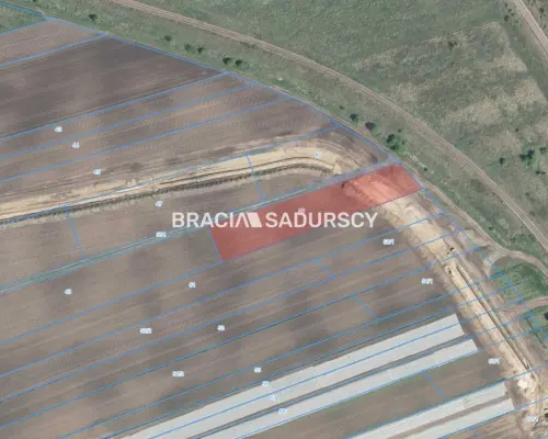 Działka budowlana o pow. 31 ar. w Krakowie.  Przedmiotem oferty jest nieruchomość gruntowa niezabudowana o nr ew.  50  położon