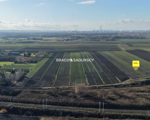 Działka budowlana o pow. 13 ar. w Krakowie.  Przedmiotem oferty jest nieruchomość gruntowa niezabudowana o nr ew.  52/1  położ