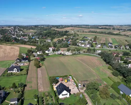 Działka budowlana - Kraków, Nowa Huta, Łuczanowice, ul. ks. Kazimierza Figlewicza   Na sprzedaż działka budowlana o po