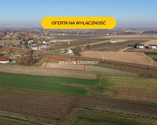 Działka rolna o pow. 26 arów w Krakowie - Nowej Hucie    Przedmiotem oferty jest działka o nr  293  położona w obrębie