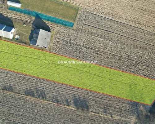 Popędzyna działka z możliwośćią uzyskania wz
