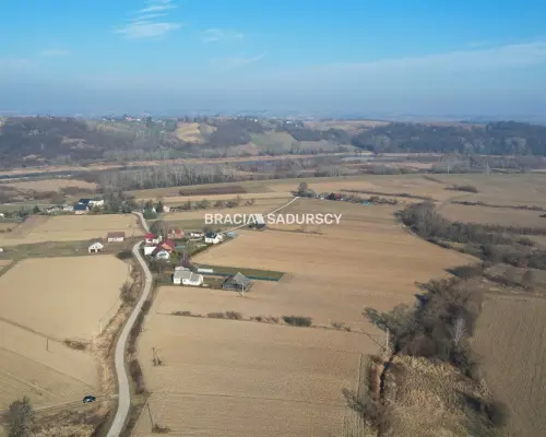 Popędzyna działka z możliwośćią uzyskania wz