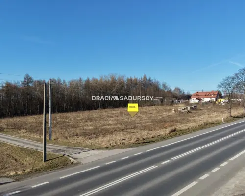 Maszków, 2,5 km od S7 | 1,1 ha Usługi | Przy trasie 772 I Zgoda na lokalizację zjazdu      LOKALIZACJA STRATEGICZNA:
