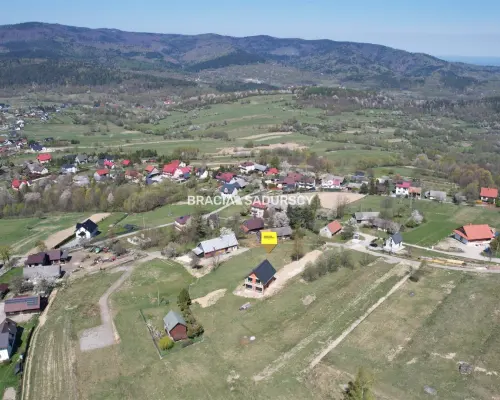 Działka budowlana o pow. 1596 m2  Krzeszów, gm. Stryszawa. Widokowa działka  położona w malowniczym Krzeszowie  w okoli