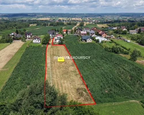 Działka z projektem na 5 bliźniaków