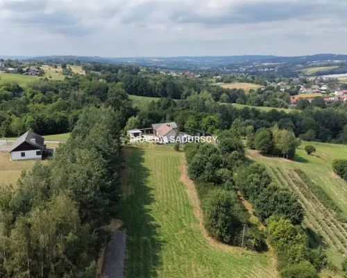 Wyjątkowa polana z potencjałem rezydencjonalnym i inwestycyjnym - 49 arów w malowniczej Łąkcie Górnej (MNU)