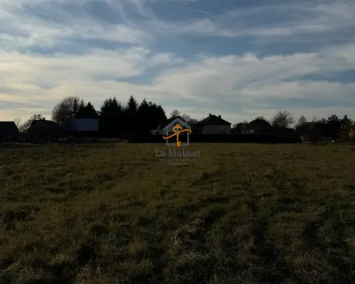 Rusicice, gm. Czernichów. 27 ar w zielonej okolicy
