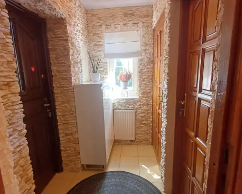 Dom na sprzedaż w Suwałkach – 247 m², 9 pokoi