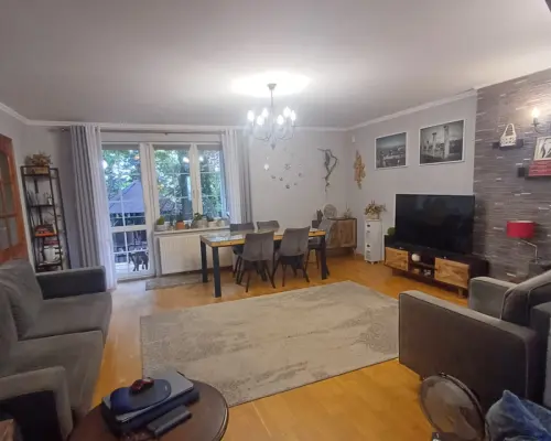 Dom na sprzedaż w Suwałkach – 247 m², 9 pokoi
