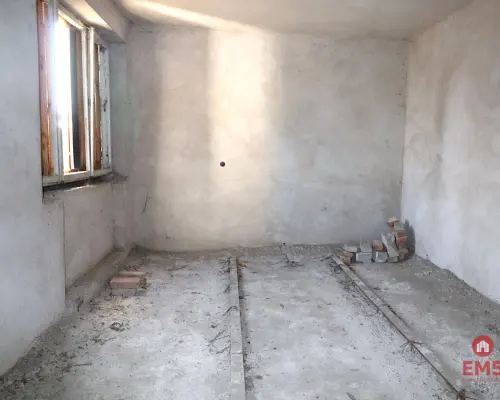 Dom w Sejnach do wykończenia z działką