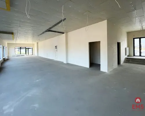 Nowy lokal 180 m2, parter