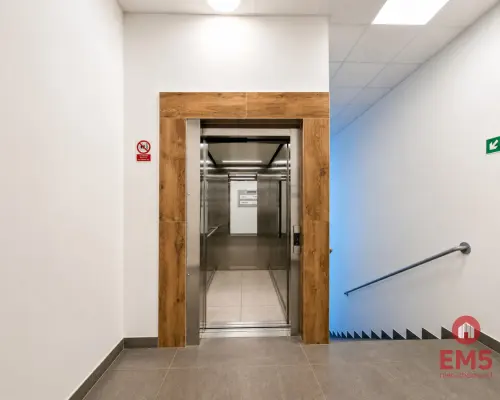 Lokal użytkowy 200 m2. Fitness, zajęcia ruchowe.