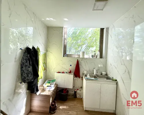 *** HALA MAGAZYNOWA *** POWIERZCHNIA 300 m2 ***