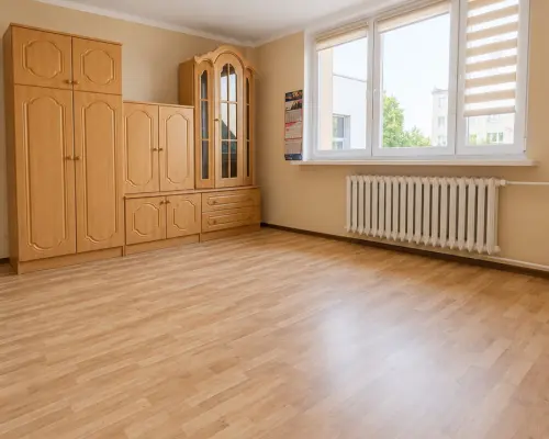Przestronne mieszkanie z potencjałem-centrum Sejn