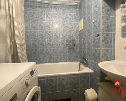 Mieszkanie przy basenie 72 M