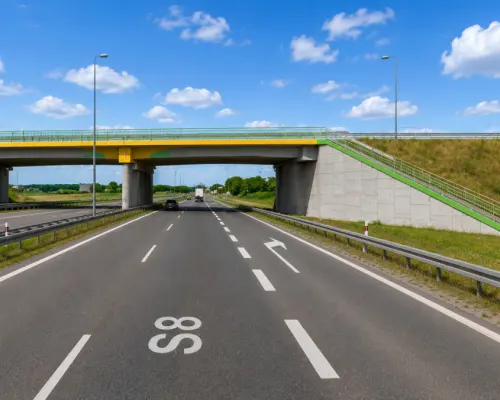Działka inwestycyjna przy S8