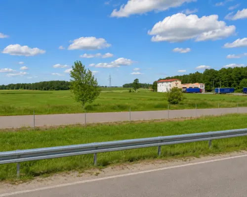 Działka inwestycyjna przy S8