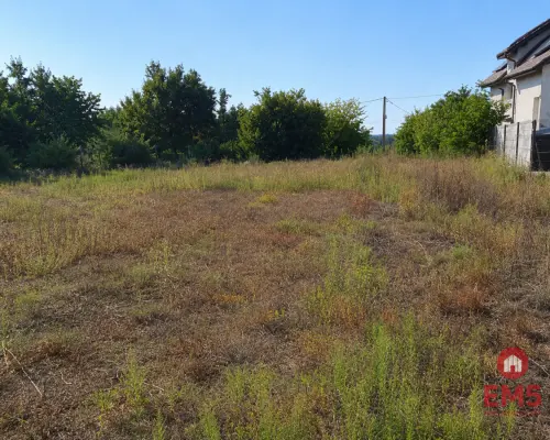 Działka budowlana 1534m2 z WZ