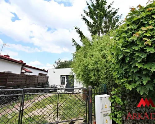 Mały dom 43 m2, działka 1005 m2, Kowal