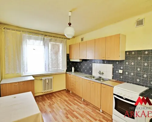 Na sprzedaż 2 pokoje ,53 m2, balkon loggia,Centrum