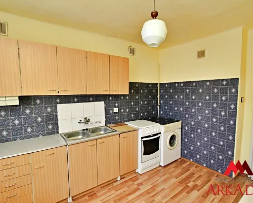 Na sprzedaż 2 pokoje ,53 m2, balkon loggia,Centrum