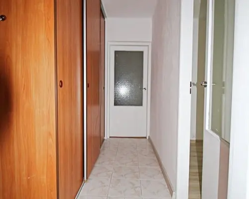 Mieszkanie 2 pokoje ,1 piętro, 45 m 2 , Zazamcze