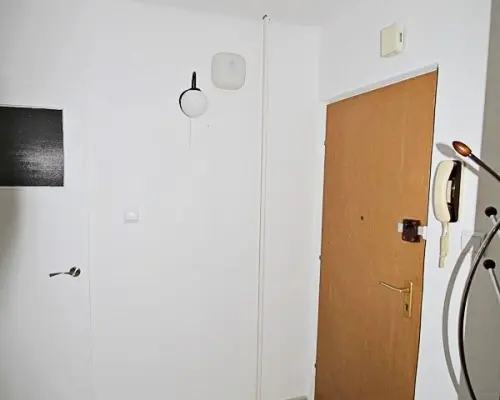 Mieszkanie 2 pokoje ,1 piętro, 45 m 2 , Zazamcze