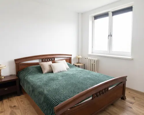 Arkadia Nieruchomości prezentuje komfortowe mieszkanie w samym Centrum miasta - 3 pokoje, balkon, świetna lokalizacja  Na spr