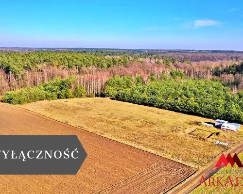Arkadia Nieruchomości  oferuje na sprzedaż  niezabudowaną nieruchomość gruntową , położoną w  województwie kujawsko-pomorskim ,