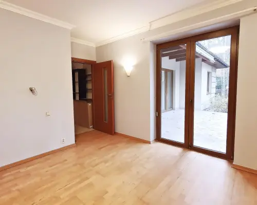 Nowosolna - parterowy dom 158 m2 z wiatą