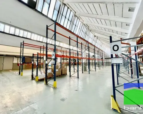 Górna - hala na parterze 3080 m2 ul. Senatorska