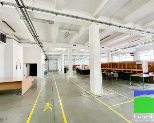 Górna - hala na parterze 3080 m2 ul. Senatorska