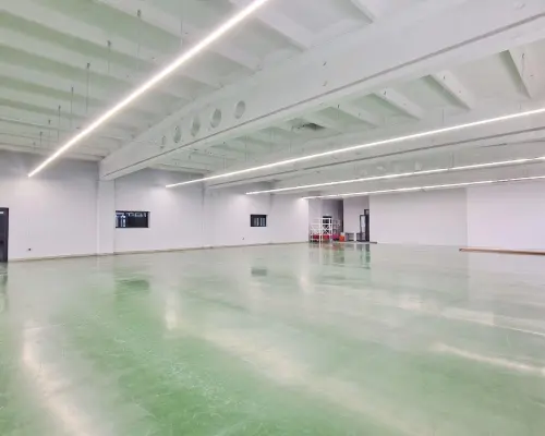Pabianice - magazyn 670 m2 Ip. winda towarowa