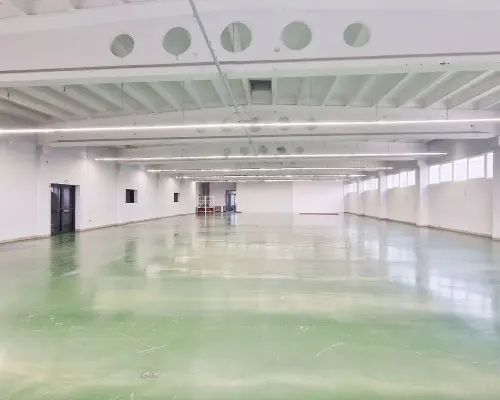 Pabianice - magazyn 670 m2 Ip. winda towarowa