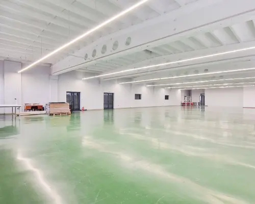 Pabianice - magazyn 670 m2 Ip. winda towarowa