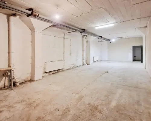 Górna - ogrzewany magazyn o pow. 200 m2