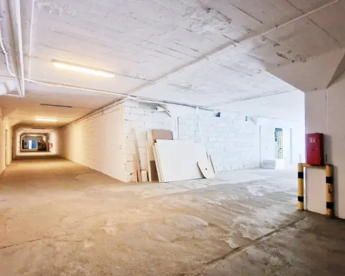 Górna - ogrzewany magazyn o pow. 200 m2