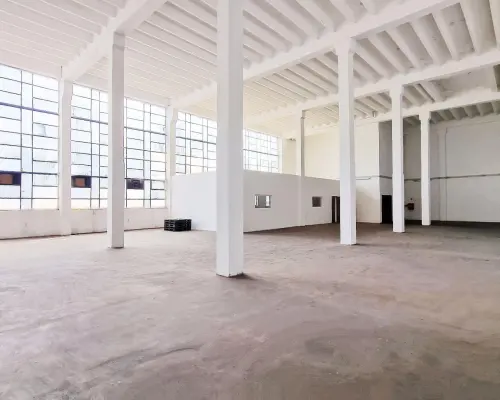 Teofilów - pow. magazynowo - biurowa 512 m2
